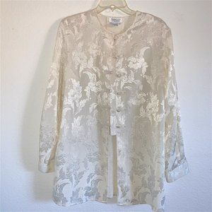 Tess Tunic with Loop & Button Closure